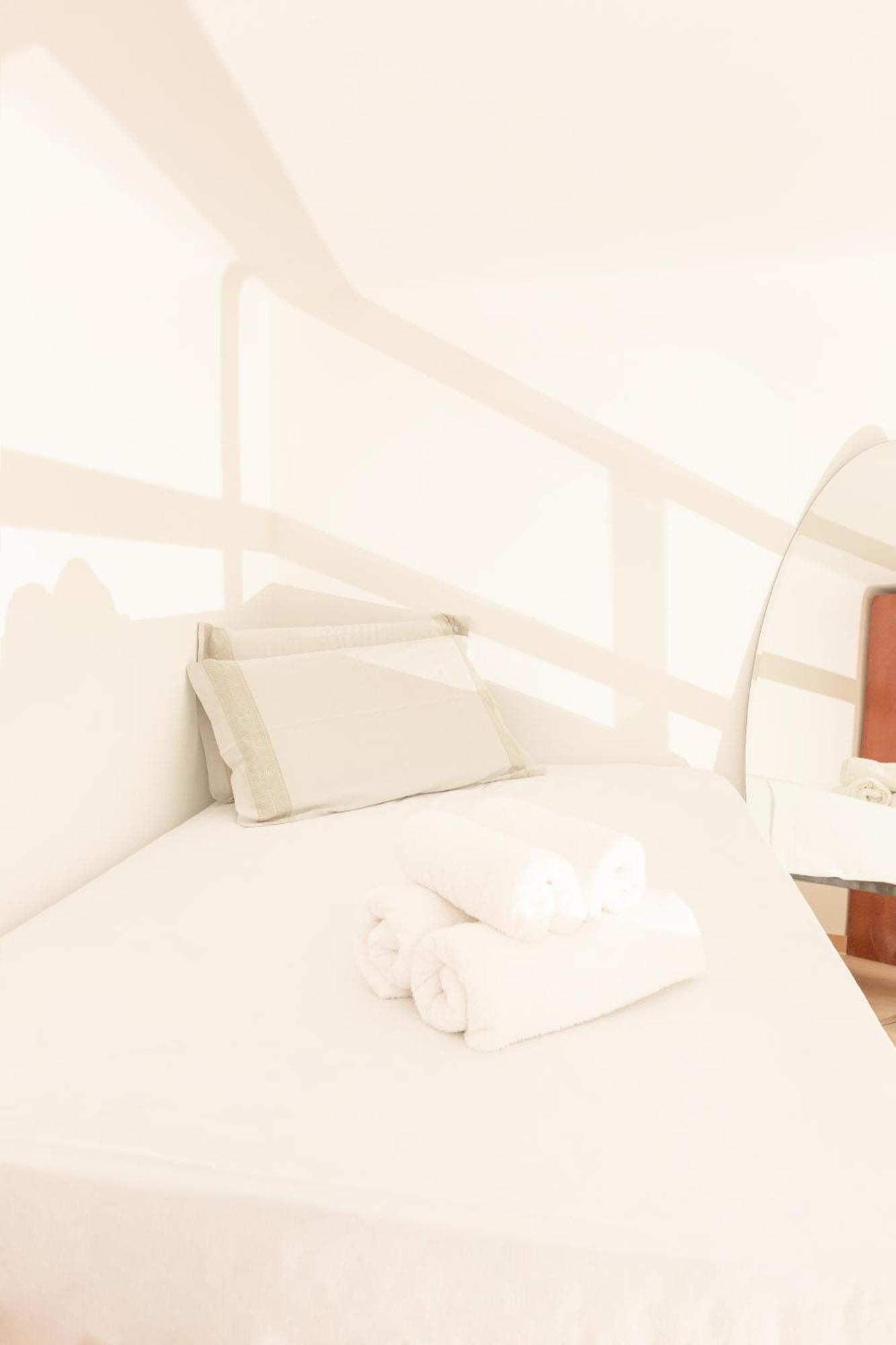 Cream Little Apartment - M1 - City Center ミラノ エクステリア 写真